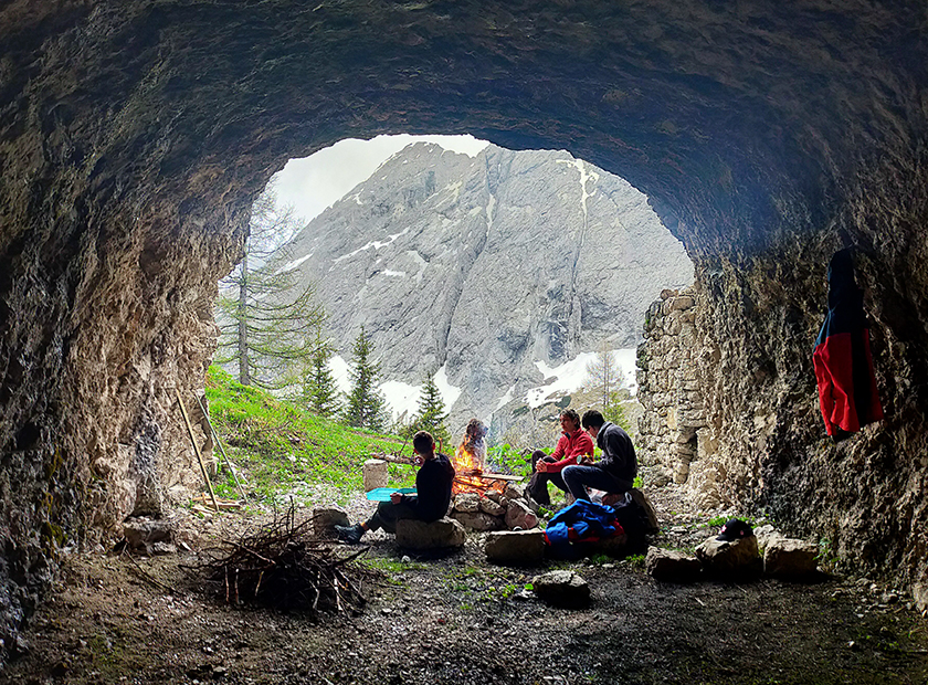 Bivacco in Marmolada Calze Elbec